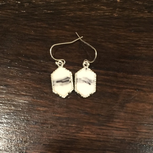 Stone Earrings - Picture 1 of 1